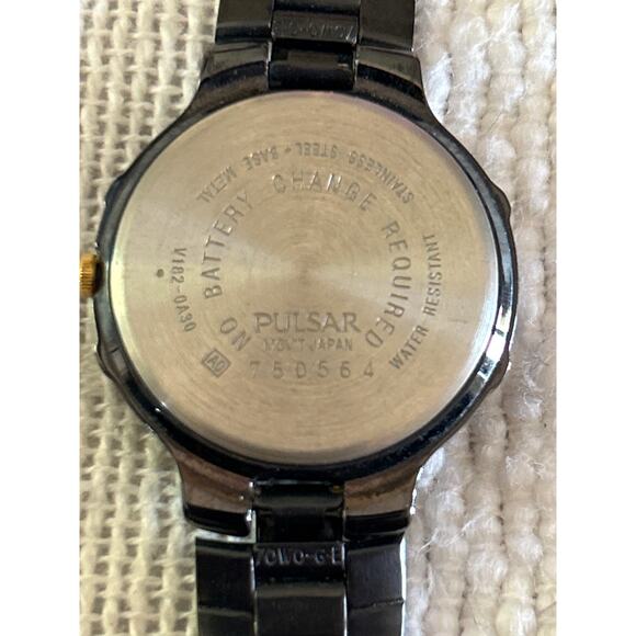 Pulsar Womens Watch Solar Date Black Gold Stainless Steel Water Resistant Quartz - Picture 3 of 4